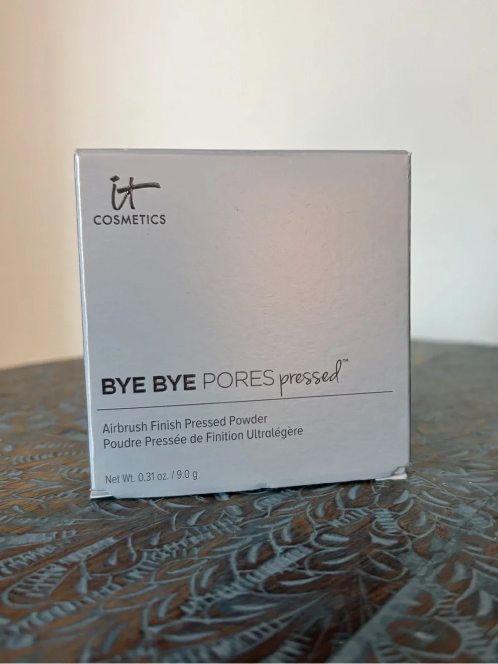 Brand New! IT Cosmetics Bye Bye Pores Pressed Translucent Setting Powder